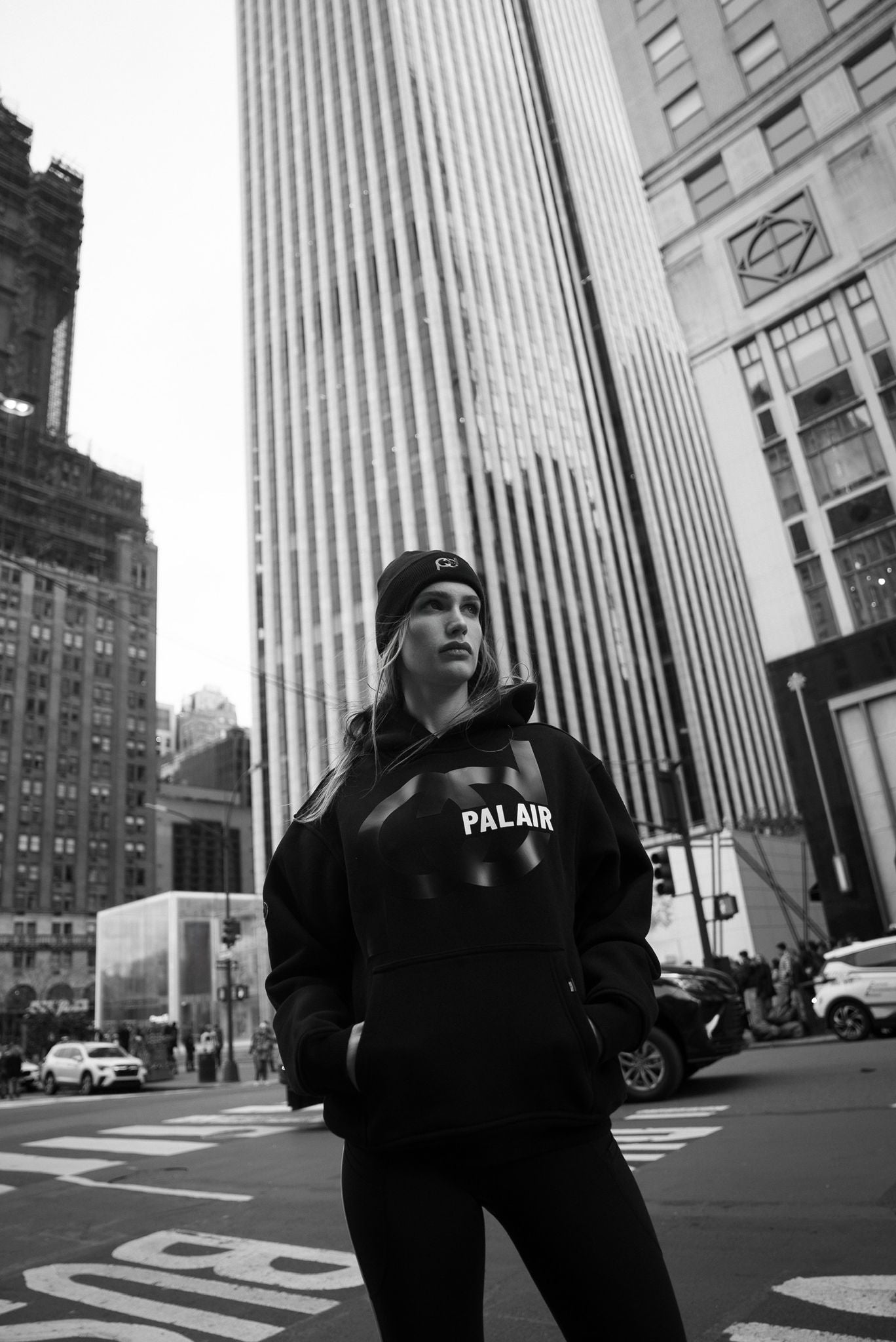 Icon Hoodie Womens