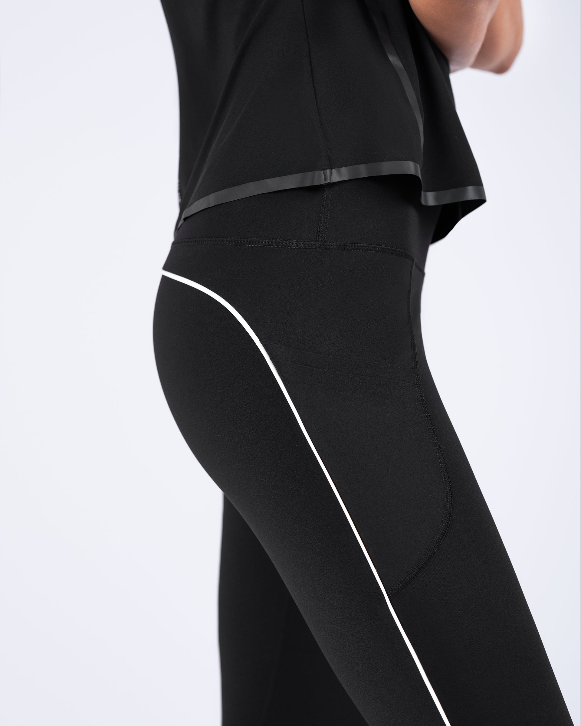 Linear Leggings